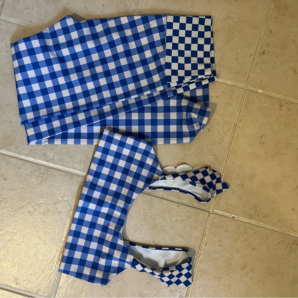 Beach Riot Gingham Athlesuire Set